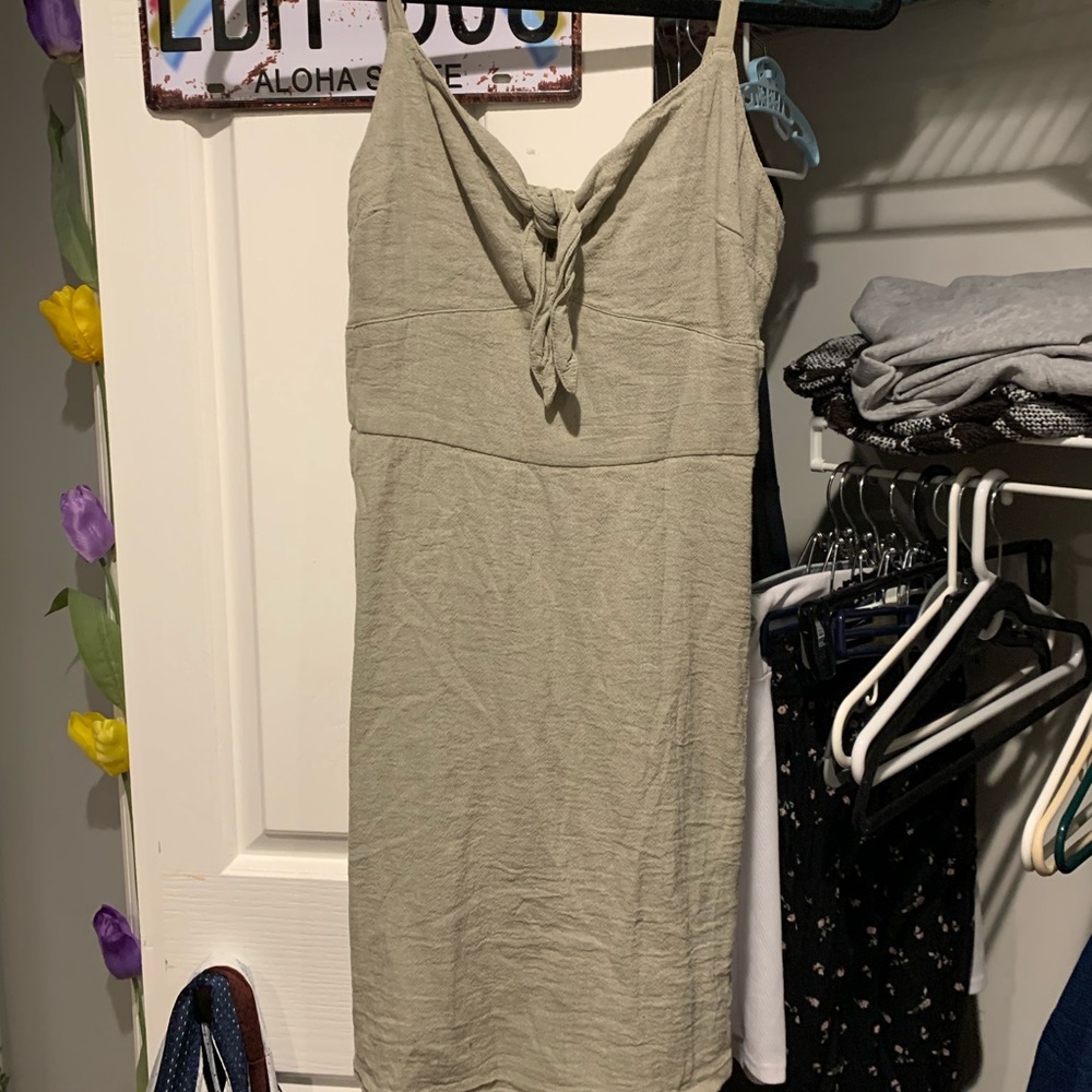 OLIVE GREEN SUPER CUTE HOLLISTER TANK TOP DRESS SIZE SMALL